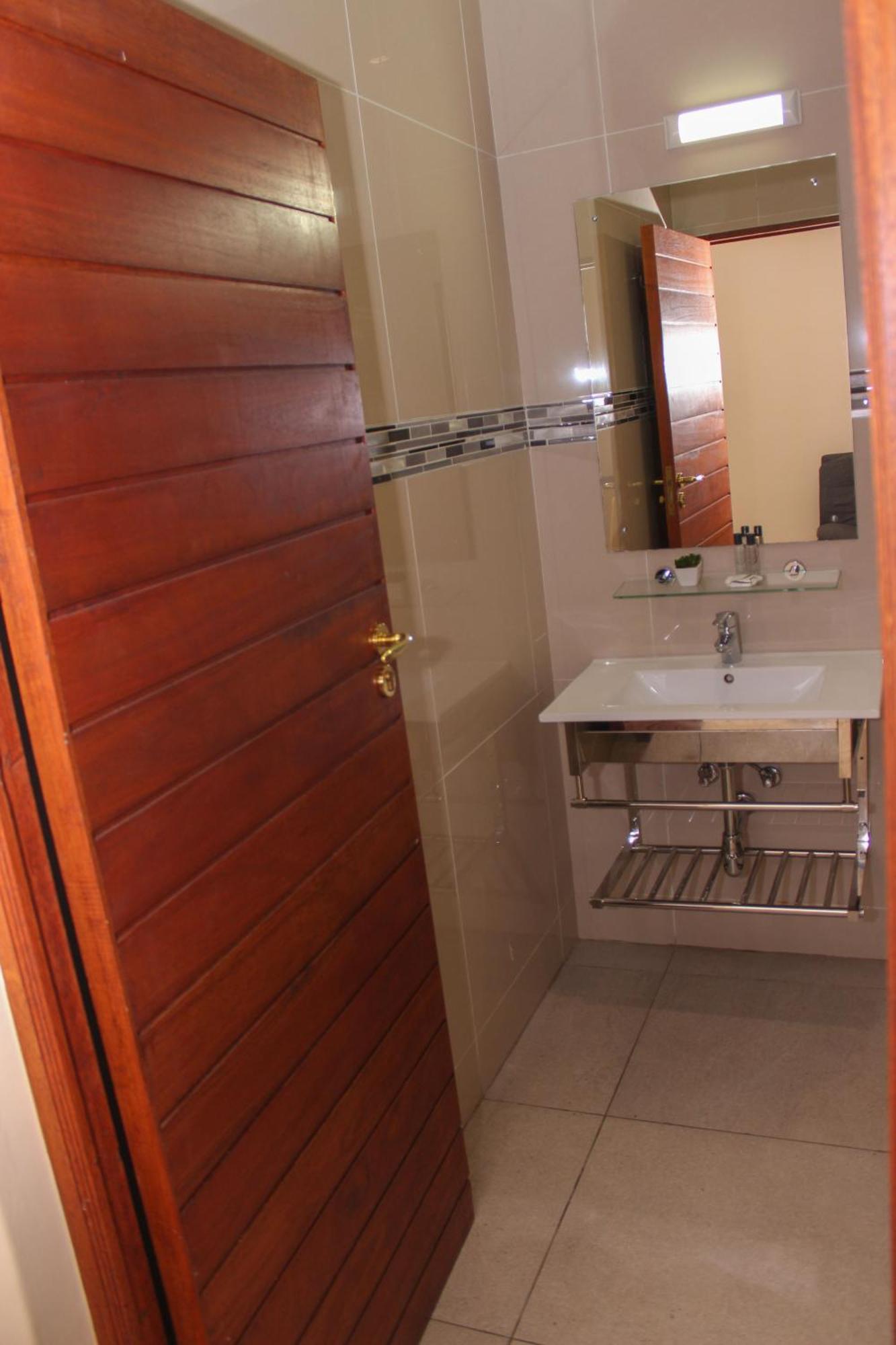 Aqua Stone Guest House نيلسبروت المظهر الخارجي الصورة